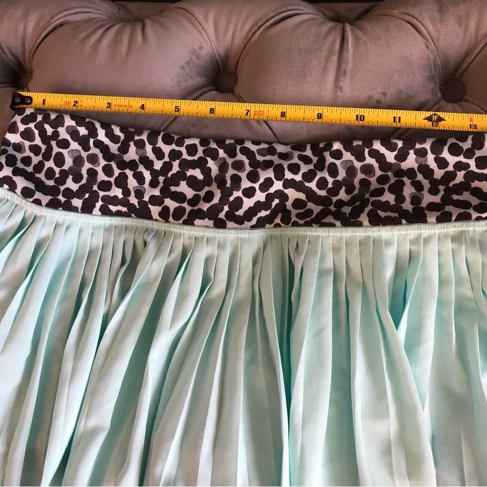 Lululemon skirt pleated size:6 cheetah, light blue, shorts, pocket